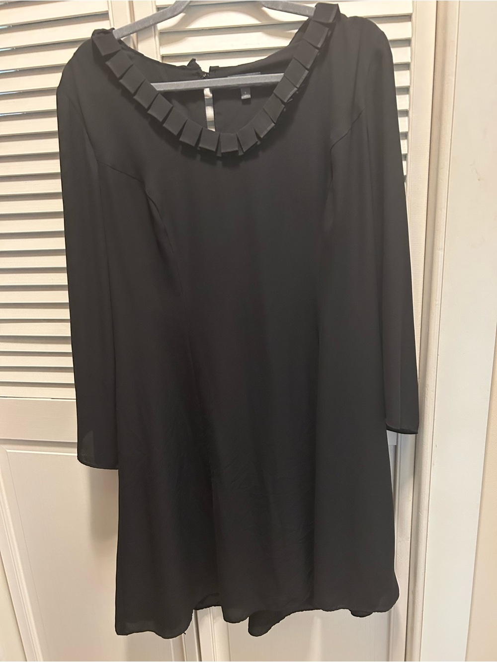 The Limited Black Long-Sleeve A-Line Dress with Pleated Collar